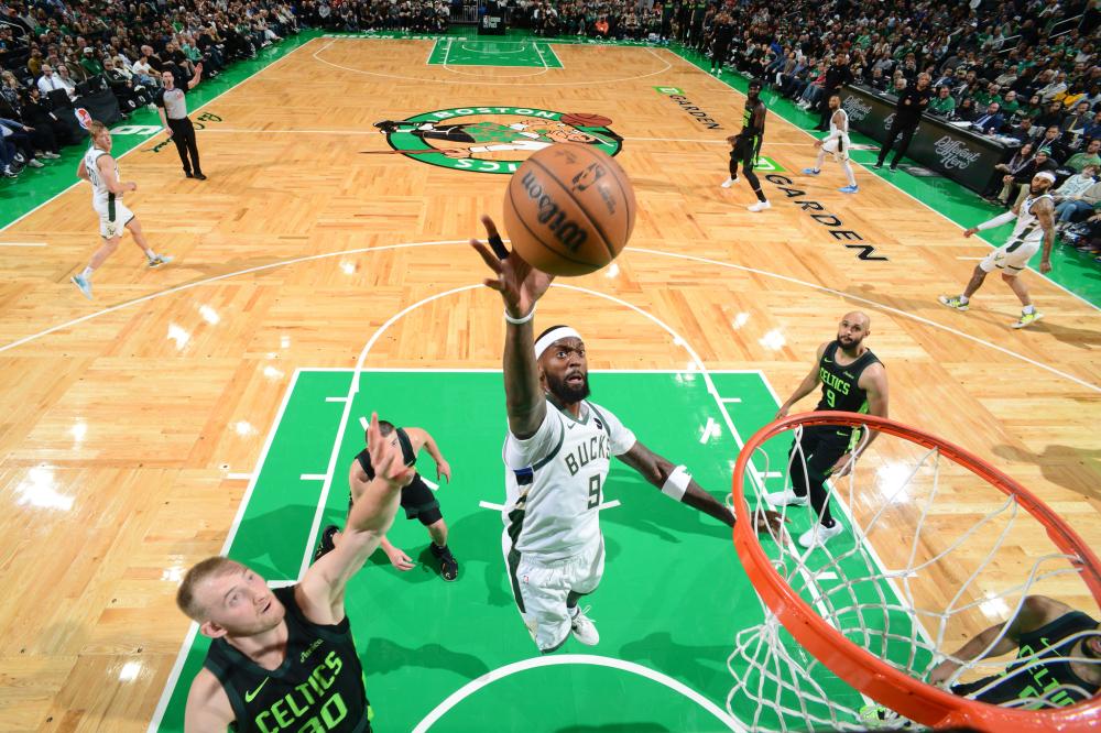 敏锐的门前 敏锐的门前