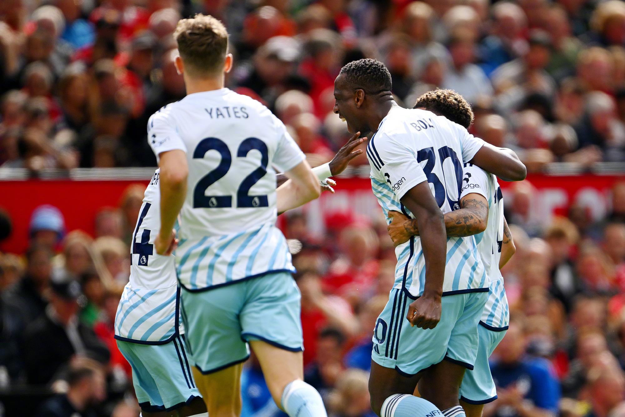 场预算和球 场预算和球