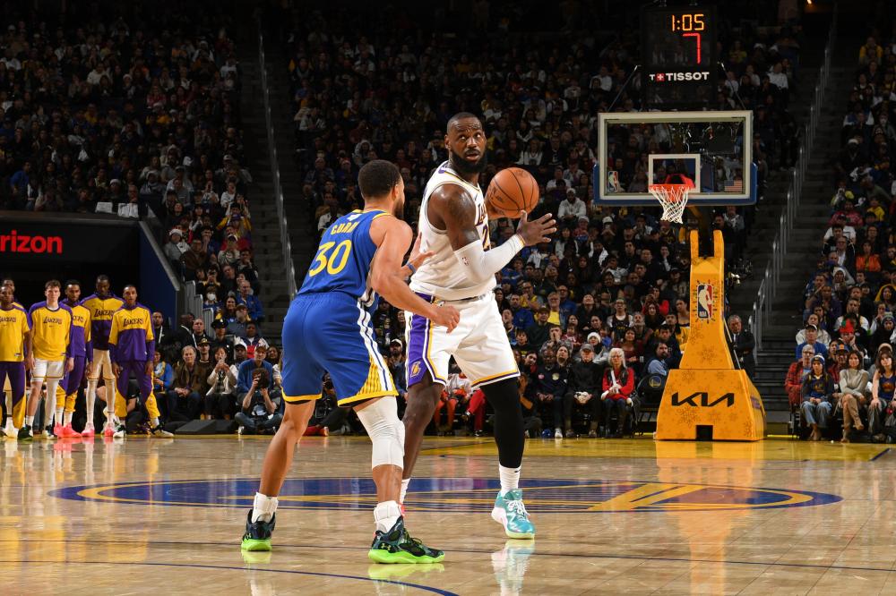 既锁定了潜 既锁定了潜